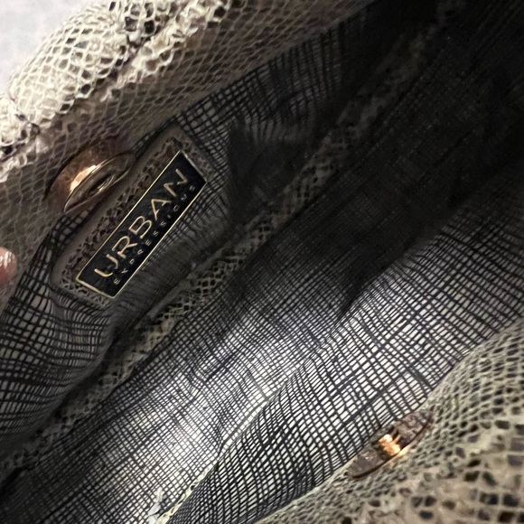 NWT. Urban Expressions clutch - Picture 4 of 5